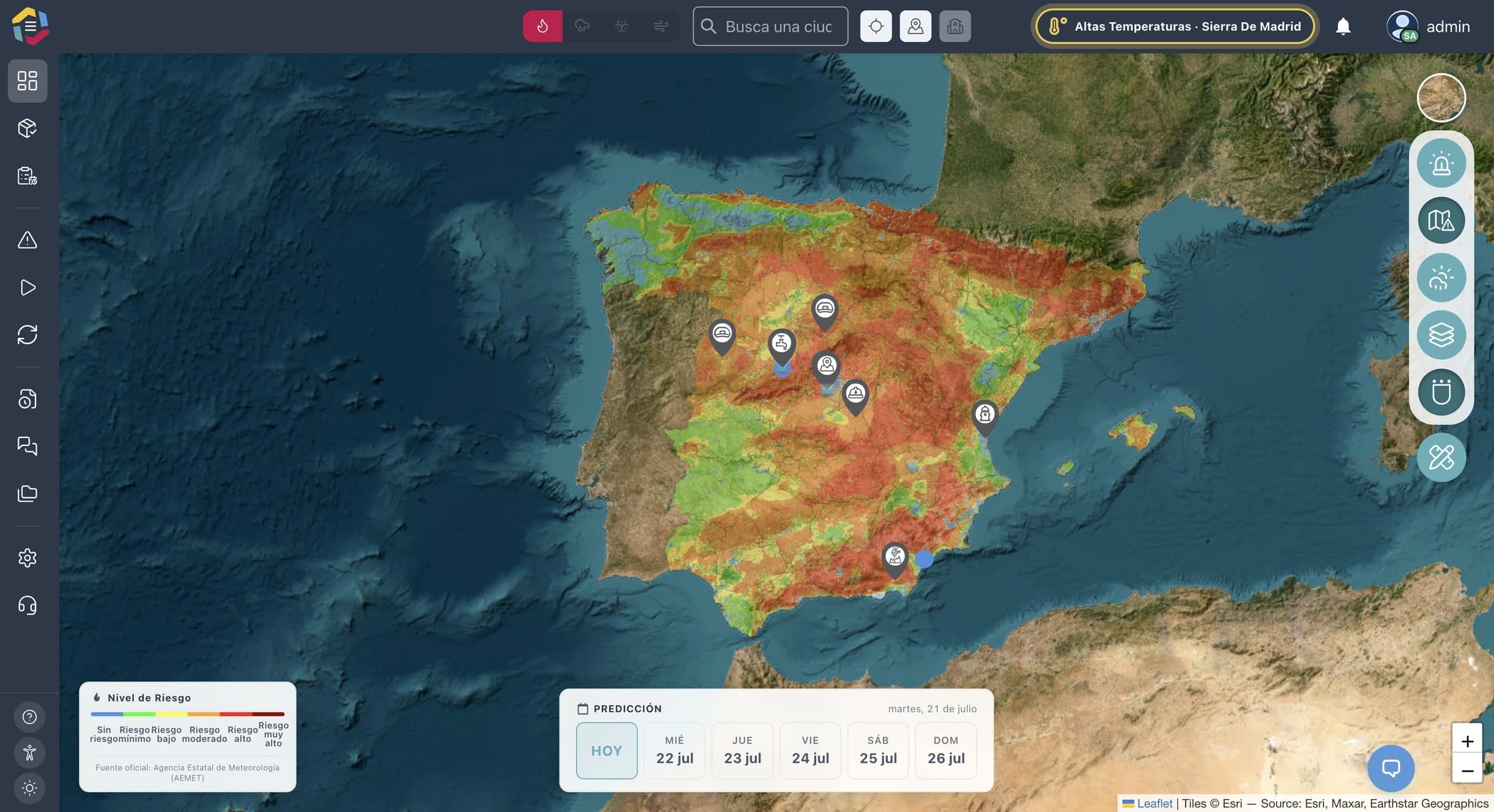 Mapa de riesgo de incendio en tiempo real sobre el territorio, con capas de recursos y meteorología